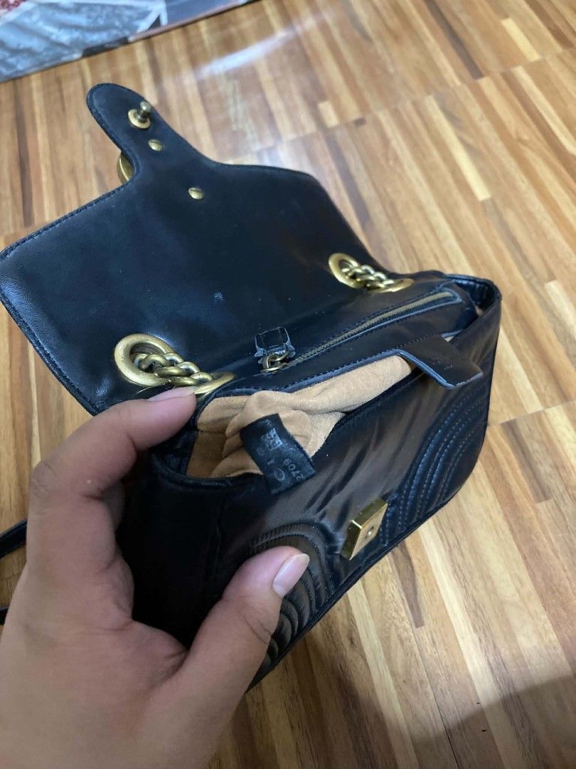 Gu cc i (Category: Luxury Bags & Wallets) located in Manila. Submitted by bhiejoy30 (Listing ID 1463160708, Image 2). Description: paubos sale.