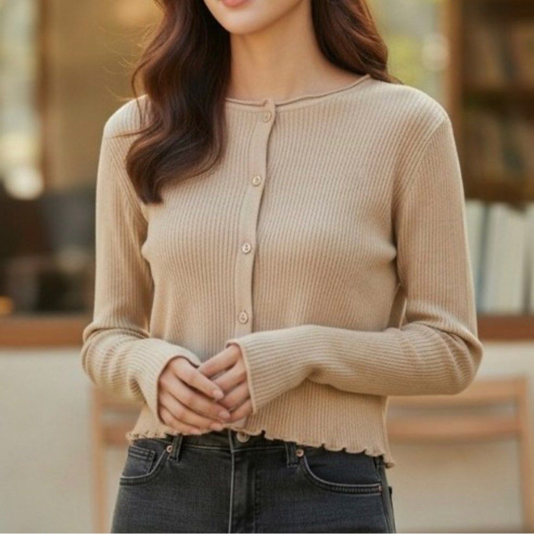 GU Ribbed Knit Cropped Cardigan (Category: Coats, Jackets and Outerwear) located in Cavite. Submitted by yakultjeni85475 (Listing ID 1463324946, Image 2). Description: - Cream ribbed knit cardigan from GU - Long sleeves with lettuce hem detail - Button up front - Cropped fit - Versatile for layering or wearing alone.