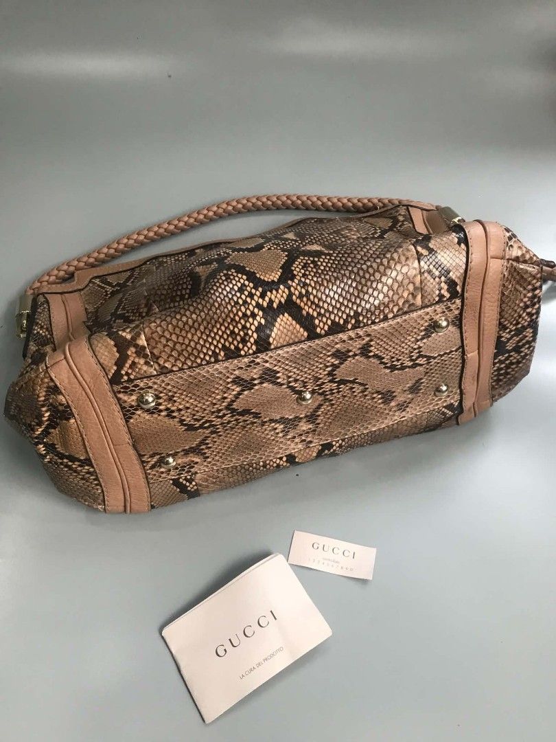 Gucci Bella python hobo bag (Category: Luxury Bags & Wallets) located in Santa Rosa. Submitted by _ba_mo_si_ (Listing ID 1463145530, Image 3). Description: Plus sf Bag only Dm.