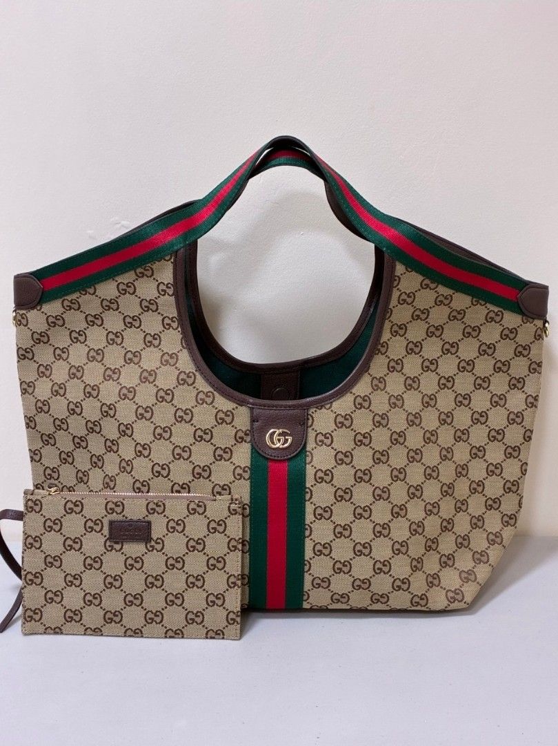Gucci Giglio Large (Category: Luxury Bags & Wallets) located in Manila. Submitted by luxtimeless (Listing ID 1463213066, Image 1). Description: .
