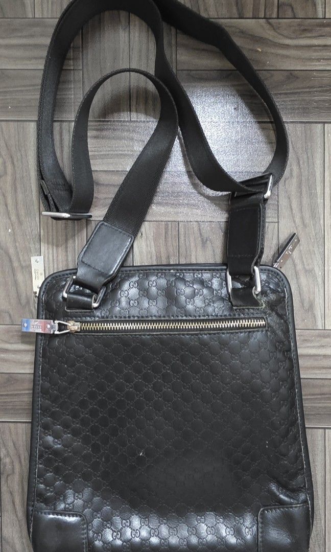 Gucci Guccisima Messenger Bag (Category: Sling Bags) located in Quezon City. Submitted by thriftstershop (Listing ID 1463282027, Image 2). Description: Condition: Very Good OEM Meet Up: Trinoma or LRT 2 Anonas Shipping: Weekdays - LBC Weekends - J&T.