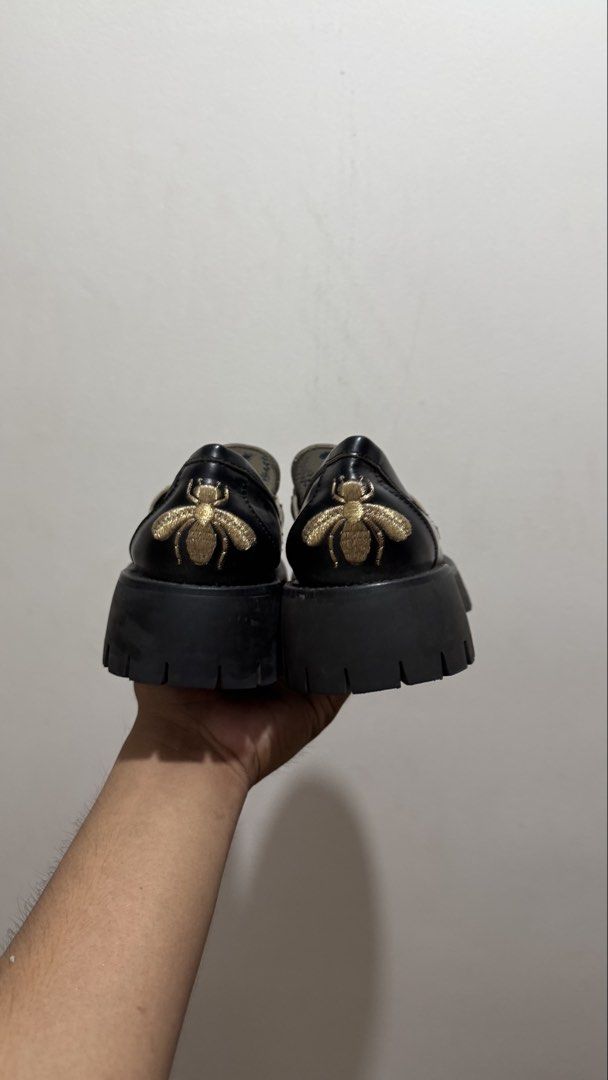 Gucci horesbit loafers (Category: Loafers) located in Koronadal. Submitted by johnapolen99551 (Listing ID 1463197934, Image 3). Description: In good condition Ship nationwide .