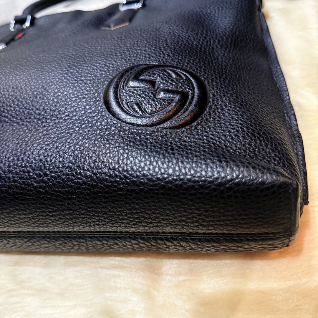 Gucci Pebbled Leather Briefcase / Business Tote (Category: Laptop Bags & Sleeves) located in Cainta. Submitted by shangitta (Listing ID 1463156752, Image 3). Description: Declutterring my work bags / laptop bags. Overall in very good pre-loved condition. The pebbled leather remains clean, supple, and well-structured. There are minor storage press marks on the front from the handles resting against the leather, which is common with soft pebbled le