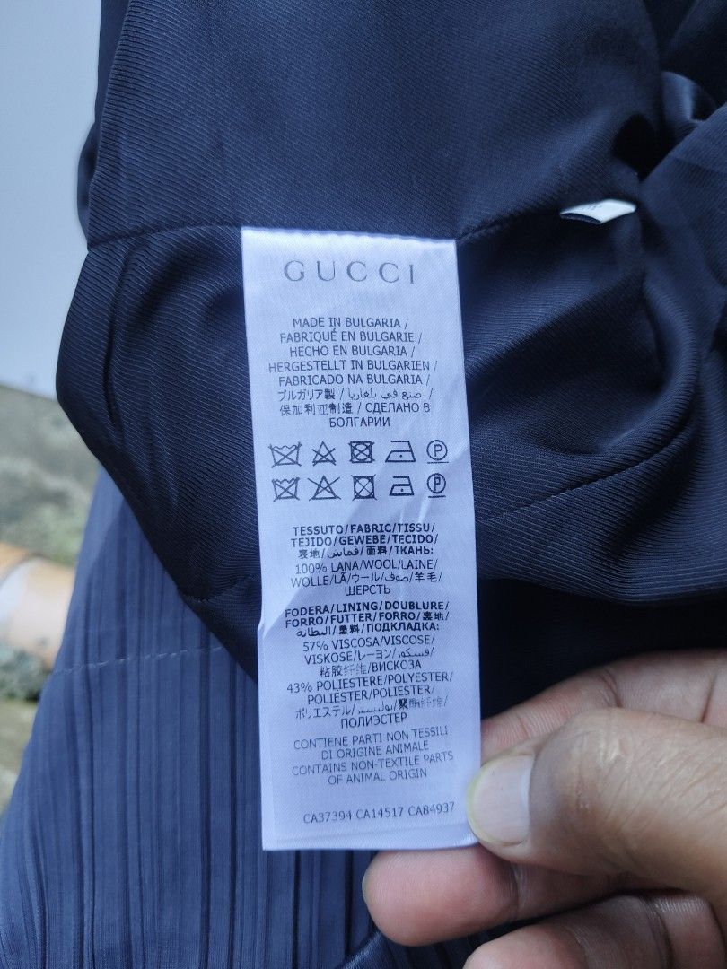 GUCCI uniforme (💯 authentic) (Category: Coats, Jackets and Outerwear) located in Baguio. Submitted by archival_thrifted.ph. (Listing ID 1463218287, Image 3). Description: FOR SALE ‼️ .GUCCI UNIFORME WOMENS .💯 AUTHENTIC .MADE IN BULGARIA . EXCELLENT CONDITION .SIZE 38 ON TAG .PHP 3500 PLUS SF .❌❌ COP/COD .MOP GCASH .COURIER J&T .BAGUIO AREA .DM FOR SURE BUYER TY.
