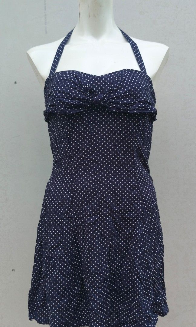 Guess Mini Polka Dress (Category: Dresses) located in Nabunturan. Submitted by mariposa_clo (Listing ID 1463147495, Image 1). Description: Thrifted but washed. Location: Davao de Oro.