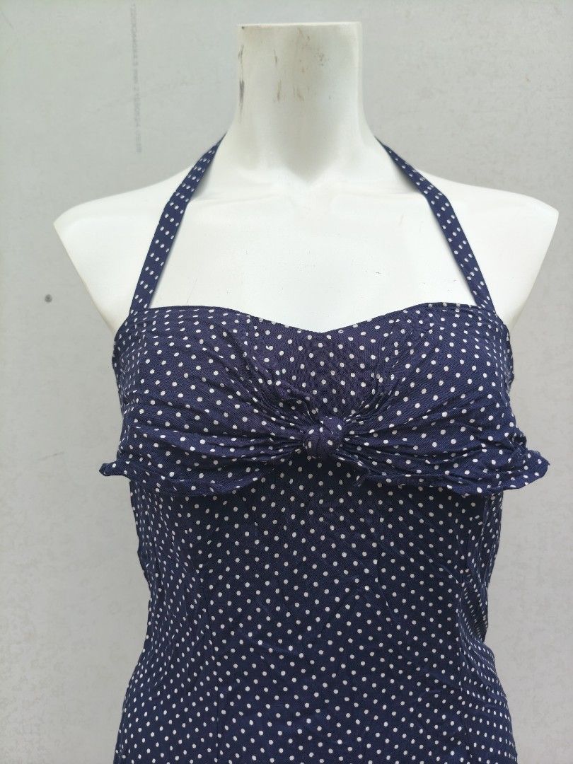 Guess Mini Polka Dress (Category: Dresses) located in Nabunturan. Submitted by mariposa_clo (Listing ID 1463147495, Image 2). Description: Thrifted but washed. Location: Davao de Oro.