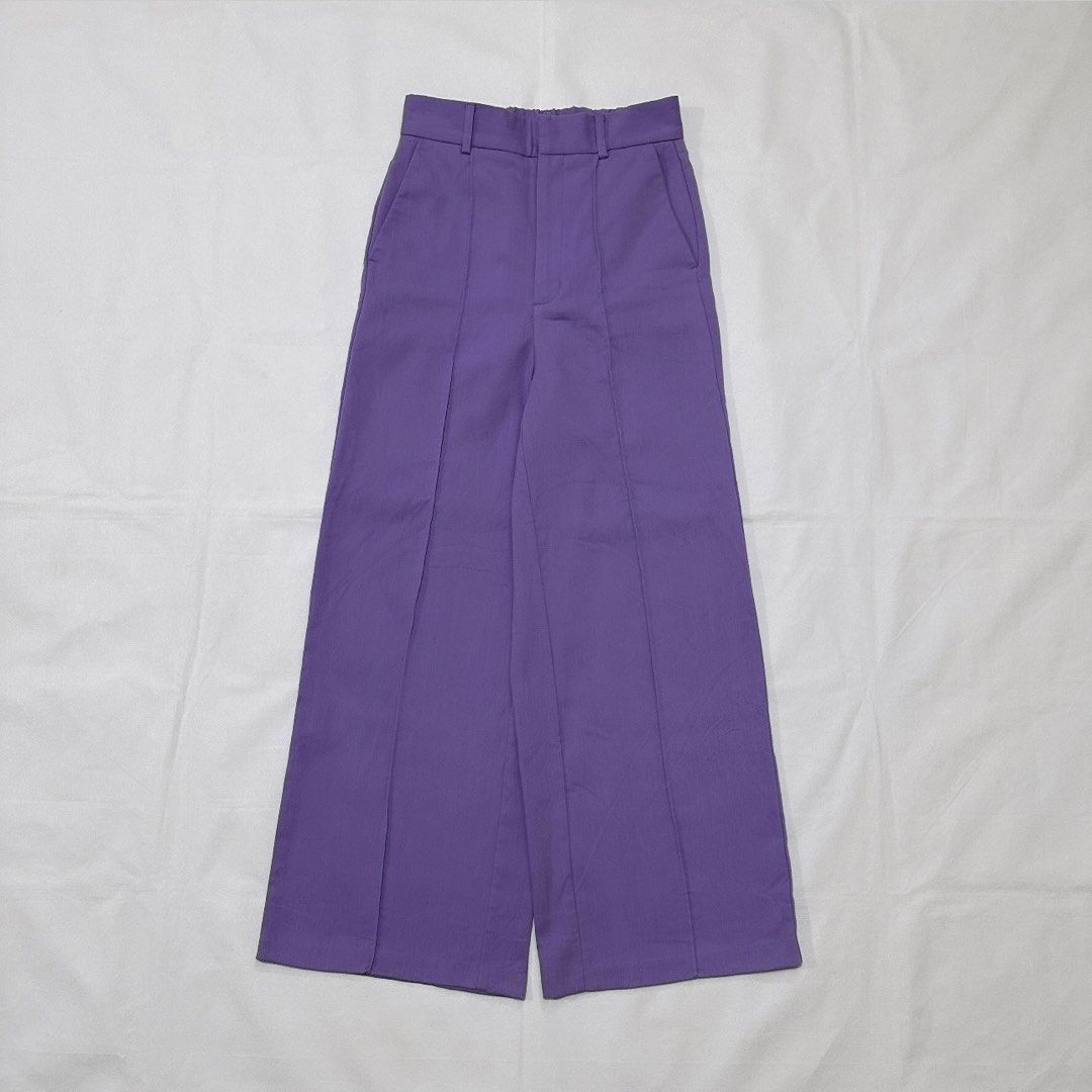 GU/UNIQLO Trousers (Category: Other Bottoms) located in Davao. Submitted by prettypleasure.clo (Listing ID 1463228333, Image 2). Description: Ganda2 ng bagsak Like new condition Stretchy No issue W27-28 | L39 Gcash/Maribank only +sf.