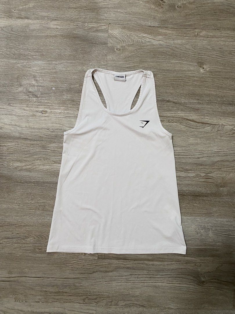 Gymshark Training Vest Tank Top (Category: Activewear) located in Tabaco. Submitted by hidden_gem.2 (Listing ID 1463202783, Image 3). Description: No issue Likenew Xs.