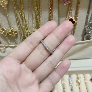 (Category: ) located in . Submitted by curatedbykhy (Listing ID 1459817781, Image 1). Description: .