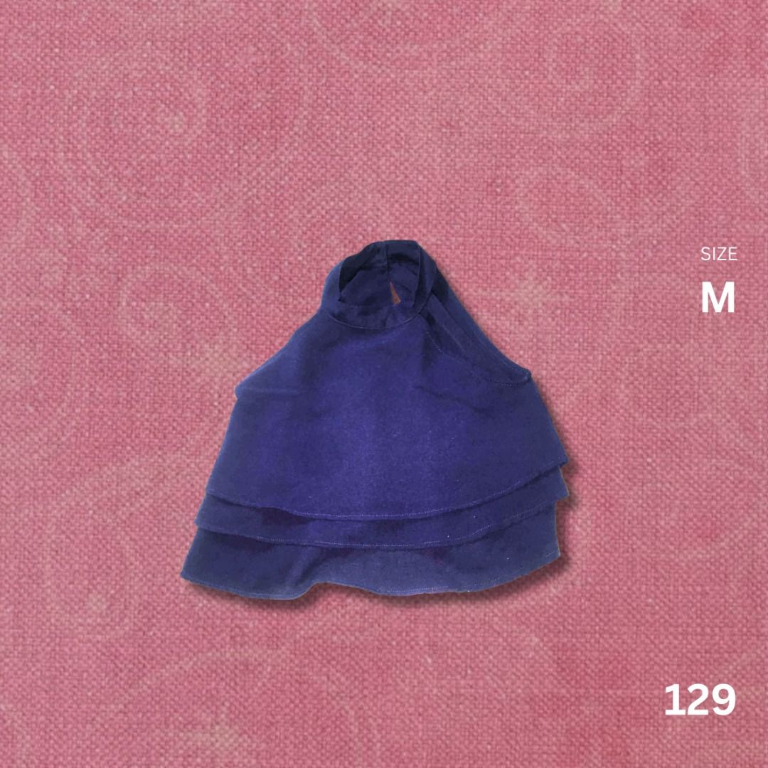 HALTER TOP (Category: Sleeveless) located in Manila. Submitted by j.saell (Listing ID 1463218734, Image 1). Description: Size: M Used thrice Issue: Minimal himulmol Loc: Sampaloc, Manila MOD: Meet up/Lalamove/J&T MOP: Cash/Gcash/MariBank.