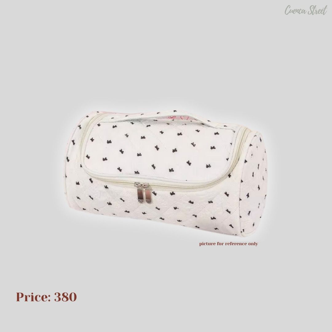 Hanging Cosmetic Bag with Multiple Compartments (Category: Tote Bags) located in Bulacan. Submitted by cuencastreet (Listing ID 1463302095, Image 1). Description: - Available color: White - Multi-compartment hanging cosmetic bag - Keeps toiletries and makeup organized - Features a sturdy top handle for easy carrying - Includes a hook for convenient hanging - Ideal for travel or everyday use 📩 Send us a message if you're interested. 💳 Mode of Pa
