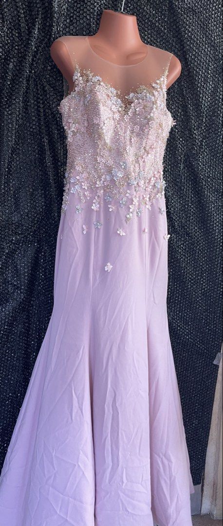Hannah Kong beaded pink gown (Category: Evening dresses & gowns) located in Mandaluyong City. Submitted by coolmeybab (Listing ID 1463276977, Image 1). Description: Beautiful beaded gown Buttons at the back made of glass crystals Perfect for formal events Ask for measurements .