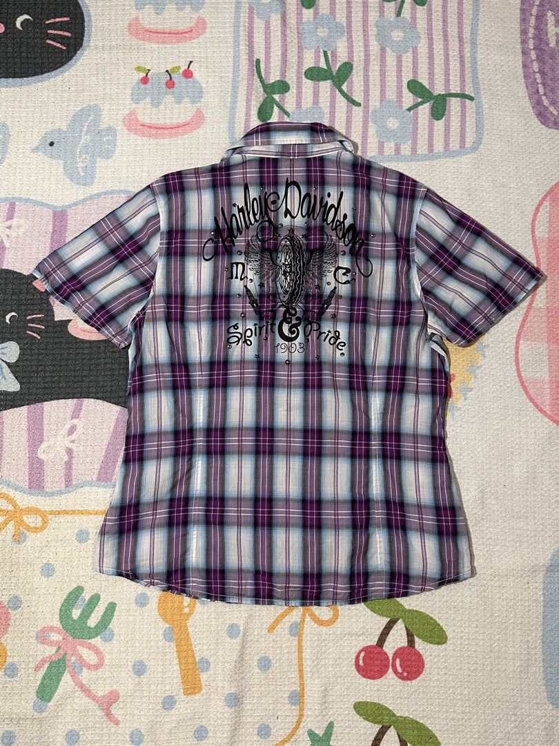 Harley-Davidson Snap Up Blouse (S-M) (Category: Others Tops) located in Manila. Submitted by vintage_revo.ph (Listing ID 1463287574, Image 2). Description: .