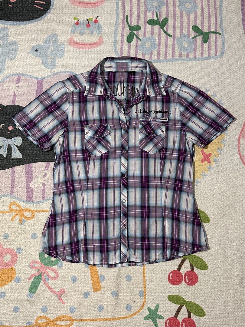 Harley-Davidson Snap Up Blouse (S-M) (Category: Others Tops) located in Manila. Submitted by vintage_revo.ph (Listing ID 1463287574, Image 1). Description: .