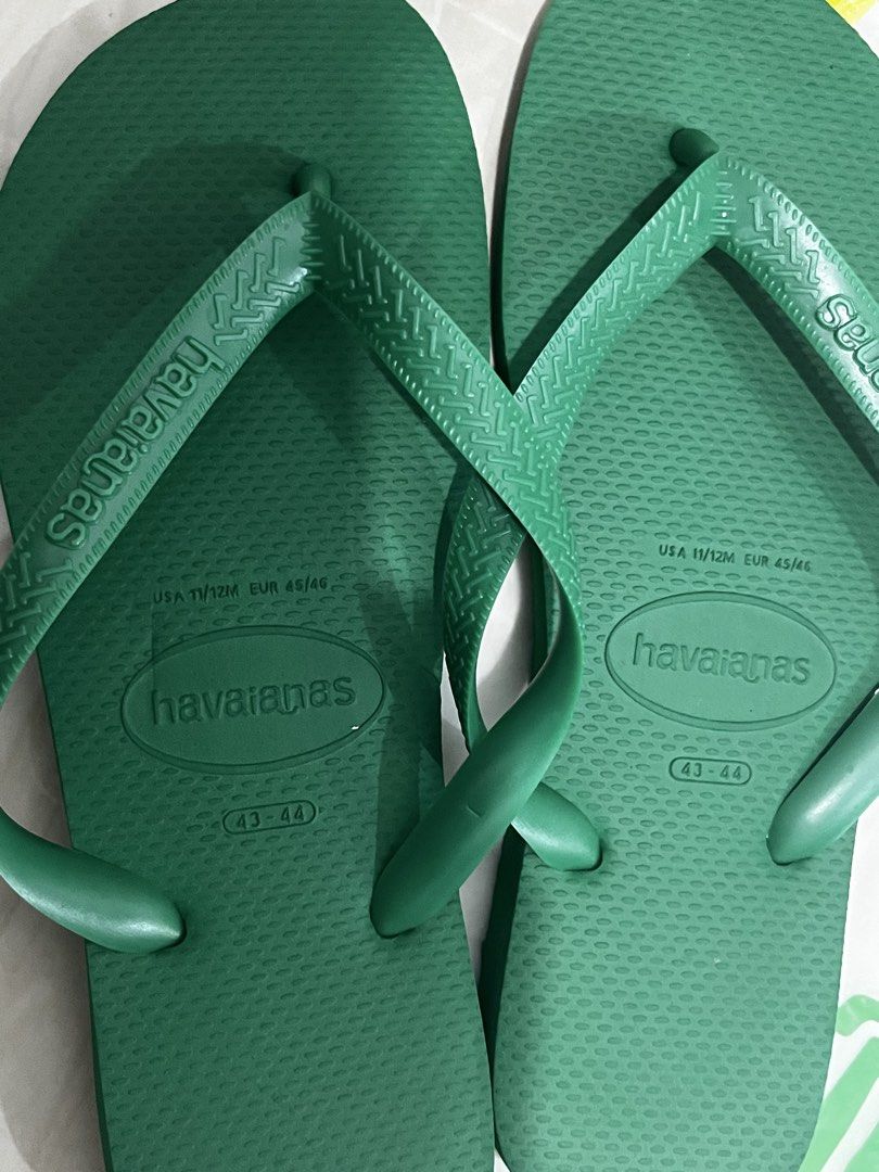 Havaianas Slippers (Category: Slippers & Slides) located in Reina Mercedes. Submitted by beyondthebagsph (Listing ID 1463139197, Image 2). Description: Original Size 42-43 | 10US Used twice only No issue with pouch .