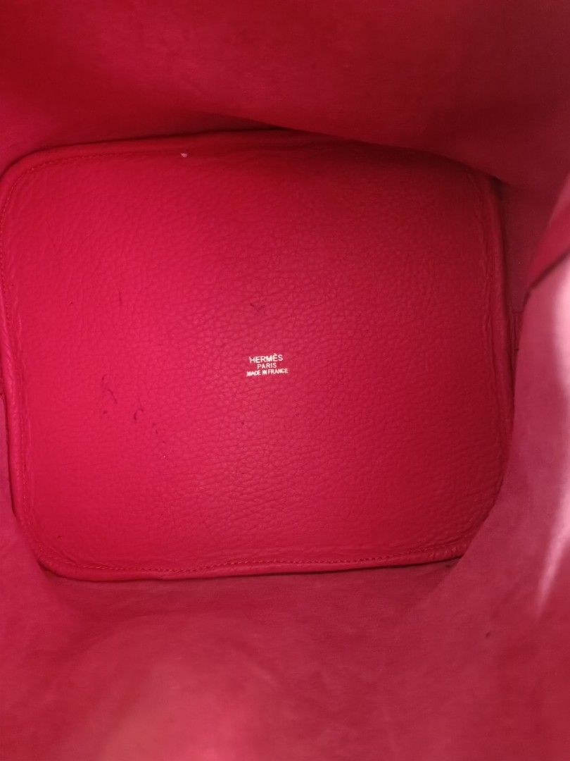 Hermes Picotin bag (Category: Luxury Bags & Wallets) located in Paranaque City. Submitted by earlylux (Listing ID 1463187315, Image 3). Description: Self authentication is advised Really nice in actual Needs cleaning No major flaw Please inspect photos for signs of usage/flaw No inclusions Normal signs of usage please manage your expectations you're buying a secondhand bag. Pm for more details No return, no refund, no exchange, no cancellation! J