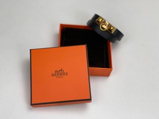 (Category: ) located in . Submitted by luxury_galeries (Listing ID 1463149326, Image 1). Description: .