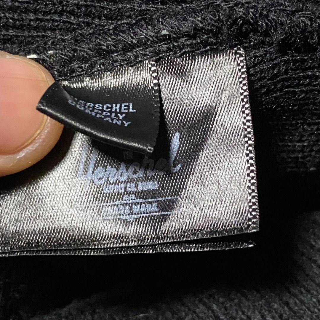 Herschel beanie (Category: Beanies) located in Las Pinas. Submitted by all_details_posted (Listing ID 1463137807, Image 3). Description: minimal lints sa loob lang.