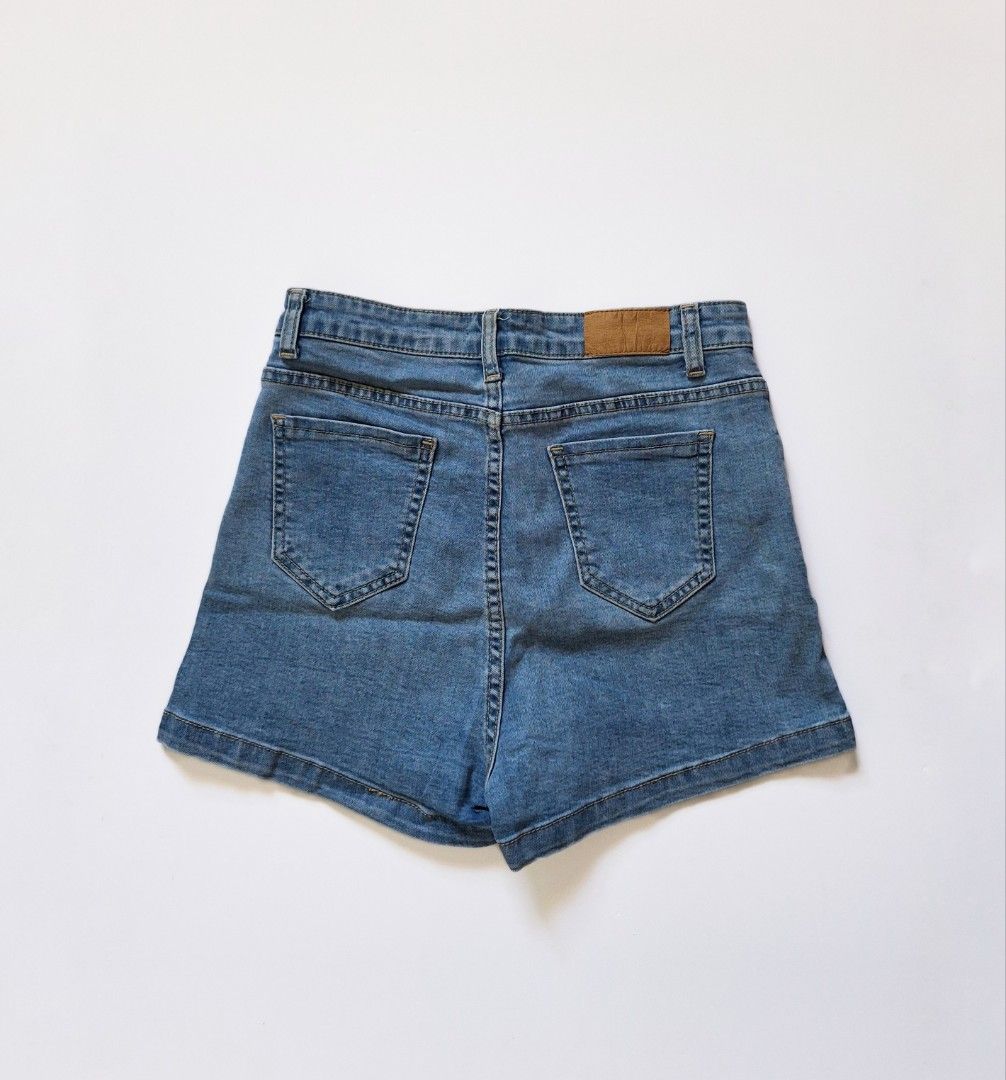 High-Waisted Denim Shorts | Vinnie (Category: Shorts) located in Tarlac. Submitted by brownbasket (Listing ID 1463144995, Image 2). Description: Size: SX-S Price + Sf MOP: Gcash | MariBank MOD: J&T .