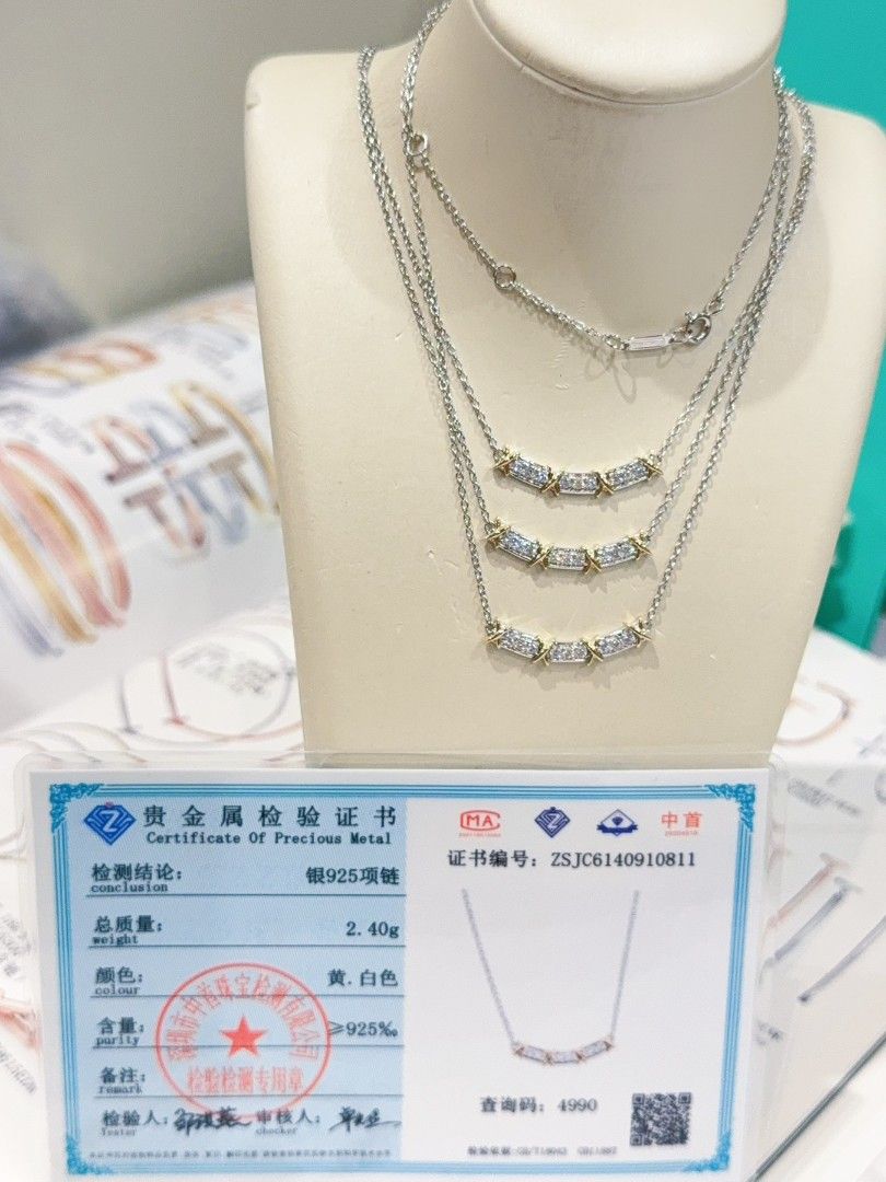 HK setting S925 silver xcross necklace (Category: Necklaces) located in Manila. Submitted by bhelgoldseller2ndaccount (Listing ID 1463135199, Image 1). Description: Brandnew Real S925 Silver 1050/grams Pm me for actual grams available.