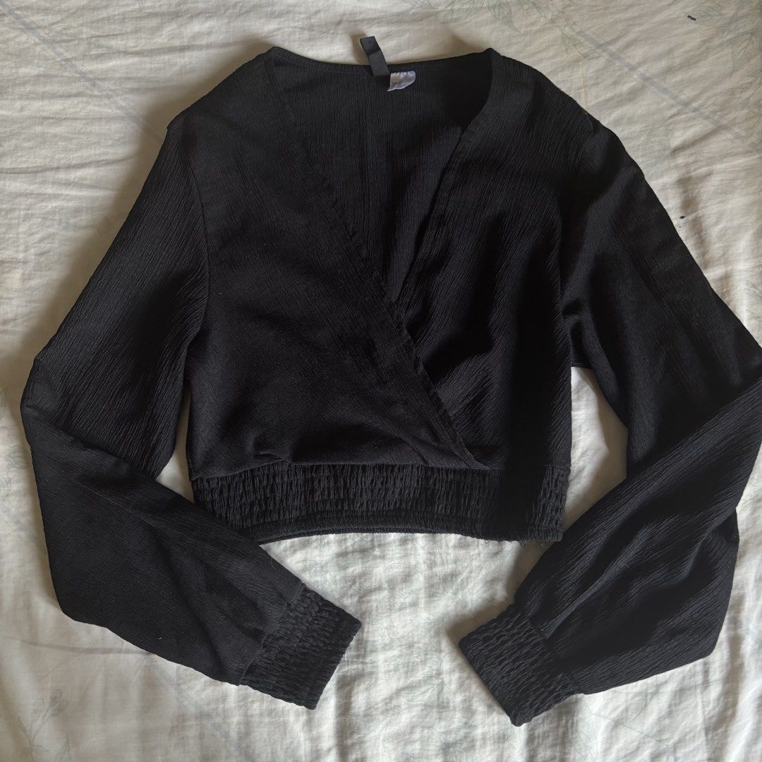 H&M Black Textured Wrapover Blouse (Category: Longsleeves) located in Binan City. Submitted by mypreloved_haul (Listing ID 1463142545, Image 1). Description: .