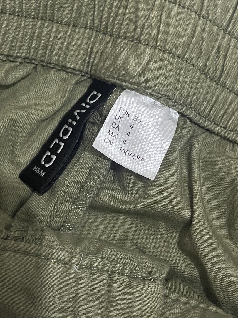 H&M Cargo pants [army green] (Category: Other Bottoms) located in Manila. Submitted by aching_90 (Listing ID 1463132057, Image 2). Description: .