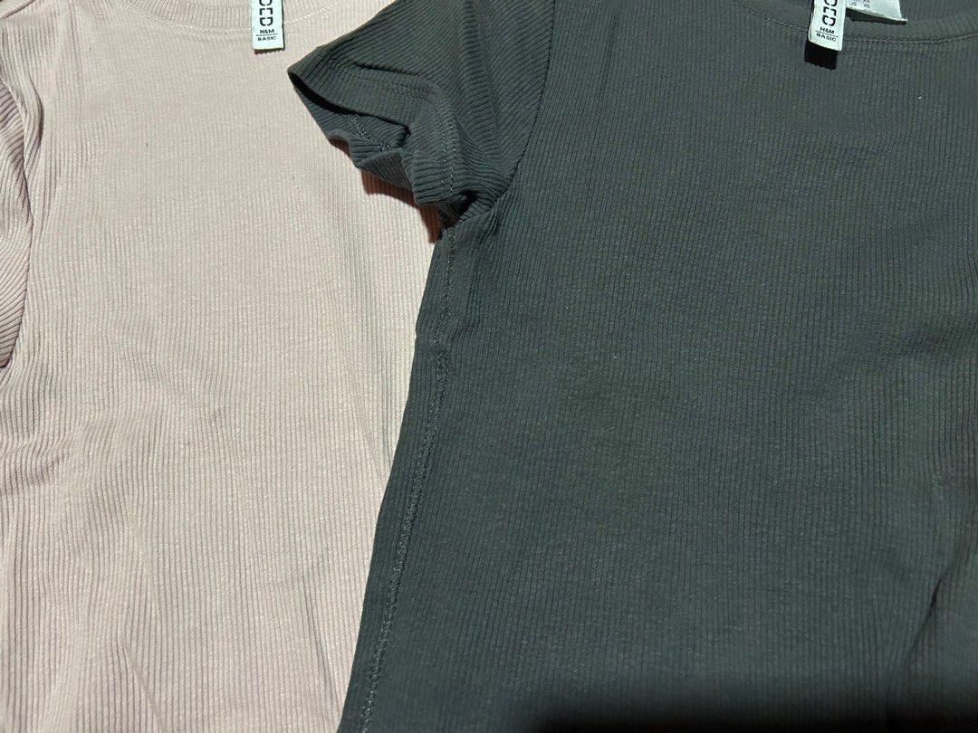 H&M Fitted Ribbed Crop Tops (Category: Shirts) located in Manila. Submitted by hhhopspp (Listing ID 1463187231, Image 2). Description: Bundle of 2, 100 each if you'll take only one No issues Hugs the body very nicely.