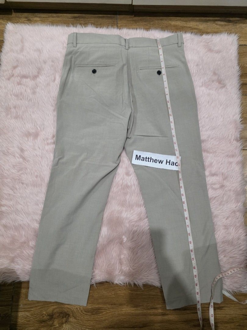 H&m smart trousers men (Category: Trousers) located in Manila. Submitted by machoxmatt (Listing ID 1463187938, Image 3). Description: fitted only (no more tags) size: euro 32 waist: 17 inches length: 36.5 inches (altered) mop:bdo/gcash shipping at buyer's expense.