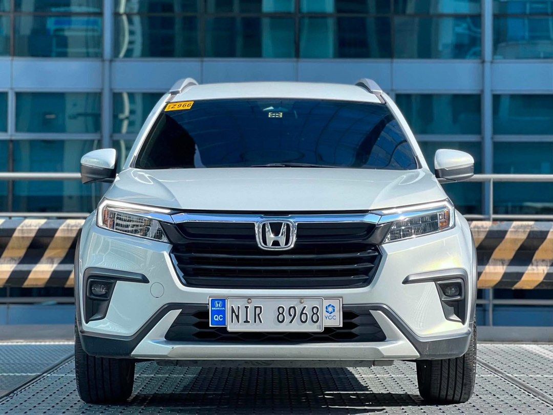Honda BR-V (Category: Used Cars) located in Makati City. Submitted by maby_latido05 (Listing ID 1463197610, Image 1). Description: 2023 Honda BRV 1.5 VX Sensing AT Gas‼️🔥 132k All in Low Cashout! 2 YRS - Php 45,677 3 YRS - Php 33,003 4 YRS - Php 27,367 5 YRS - Php 24,259 Chattel & Insurance included! FREE Transfer of Ownership FREE Interior, Exterior & Engine Detailing FREE Bank Processing 1st owner Casa maintained Recently serviced at Honda 27k