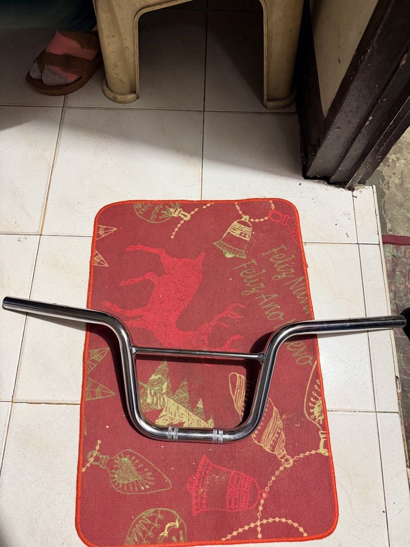 Honda Navi Handle Bar (Category: Body Parts and Accessories) located in Quezon City. Submitted by secretto_18 (Listing ID 1463147294, Image 1). Description: Stock Honda Navi handle bar and left, right (front and back) blinker light. Set price (take all) P800 Per piece Blinker light (front) - P250 Blinker light (back) - P250 Handle Bar - P400 .