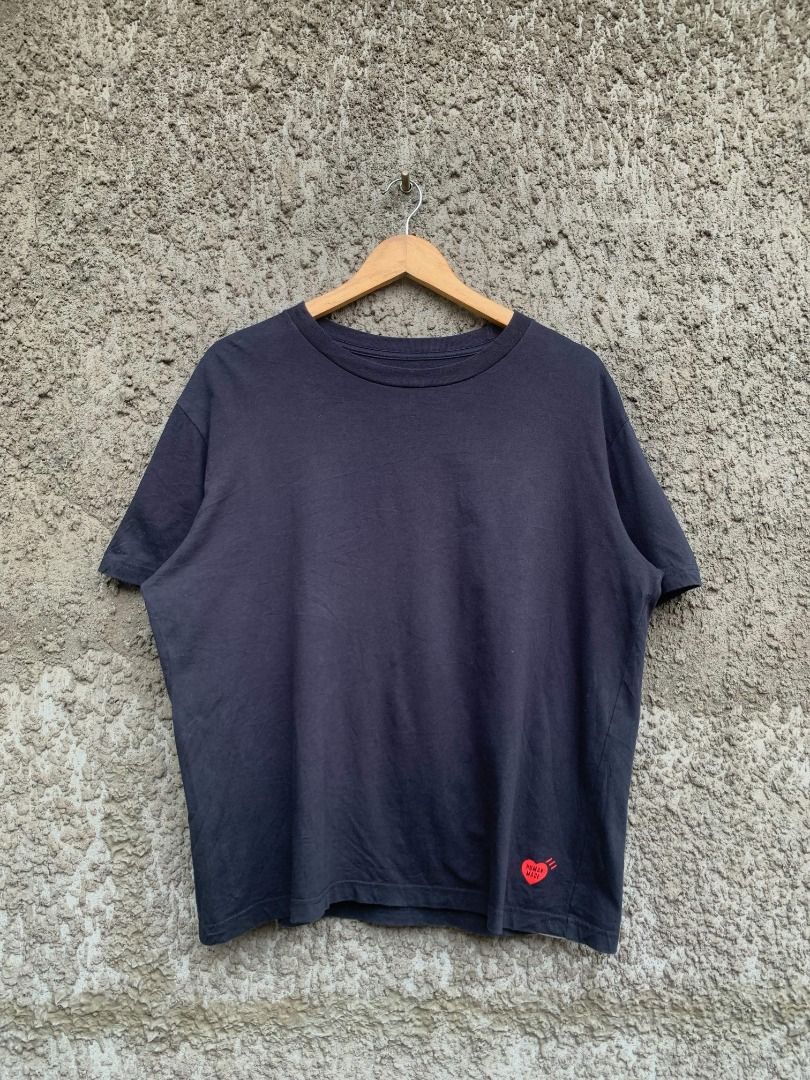 📌Human Made Heart Print Logo (Category: Tshirts & Polo Shirts ) located in Davao. Submitted by mixshopph (Listing ID 1463138181, Image 1). Description: 📌Human Made Heart Print Logo Size: Small to Medium Width: 24 Length: 25 Boxy Type Color rate: 8.9/10 Issue: No Issue Market Price: $299 ( ₱,18,774.21 ) Lightly used: Used with care. Flaws, if any, are barely noticeable. 📩:DM for inquiries 📩 Negotiable! DM your offer. 📦 Shipping fee is covered