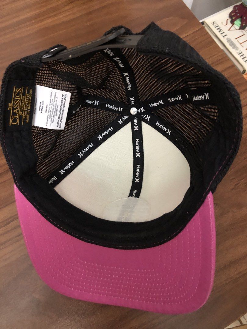 Hurley Trucker Hat (Category: Luxury Accessories) located in Cavite. Submitted by surplus_atbp (Listing ID 1463177446, Image 3). Description: .