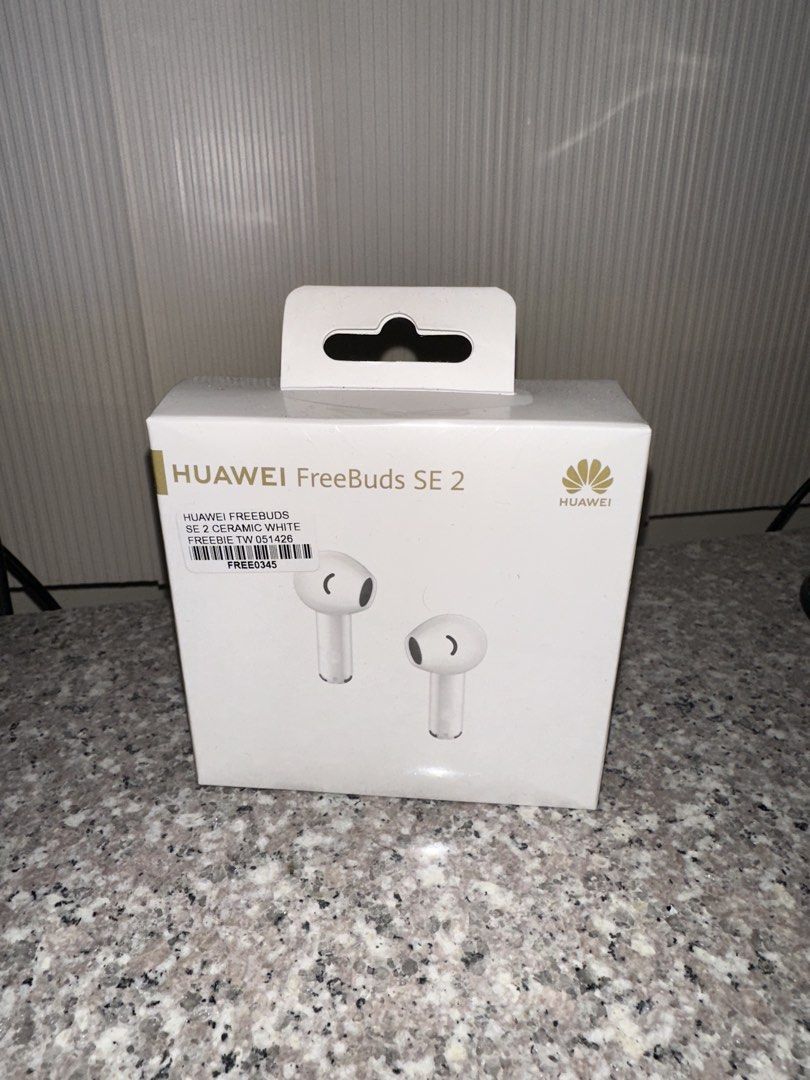 HUWAWEI Freebuds SE 2 (Category: Earphones) located in Davao. Submitted by smfya (Listing ID 1463196734, Image 1). Description: 40 h of Music Playback Lightweight and Compact Fast Charging Perfect for gifts! Brand new! .