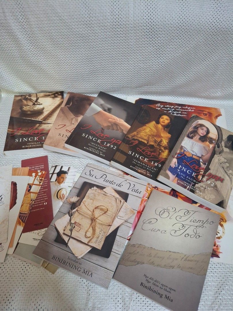 I love you since 1892 by Binibining Mia The Complete Set (Signed) (Category: Storybooks) located in Mandaluyong City. Submitted by preluvd.by.eg (Listing ID 1463160661, Image 2). Description: - includes a box, stickers, and bookmarks - all books are signed dm for more details rfs: quitting .
