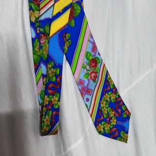 (Category: ) located in . Submitted by thriftdeluxe3305 (Listing ID 1463269918, Image 1). Description: .