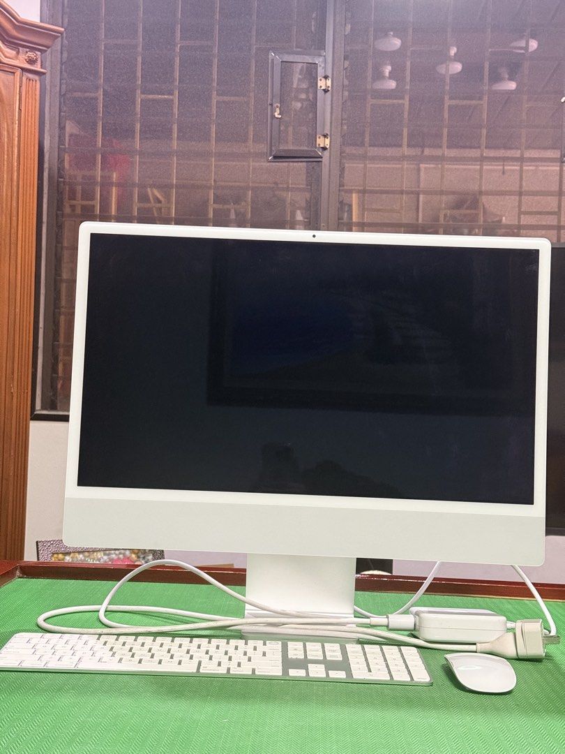 IMac 2021 24 inch M1 (Category: Desktops) located in Pasig City. Submitted by cacishop (Listing ID 1463155989, Image 2). Description: Memory : 8gb Storage: 245gb With original box First owner, bought in PowerMac 2021 Flaws: LCD lines Unit only. Keyboard and Mouse not included. But let me know if need them and willing to add more. Flexible: If you want to get the unit only without the keyboard and mouse, we can talk about reduced price. Magic Keyb
