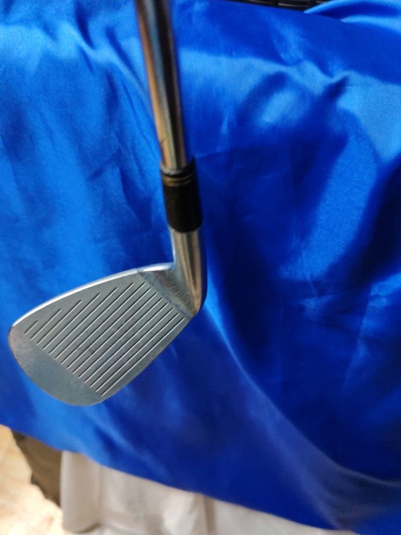 INDIVIDUAL IRON.. 9i (Category: Golf) located in Manila. Submitted by meiyeon2 (Listing ID 1463150111, Image 3). Description: srixon zr 600 9i steel shaft right handed club ns pro 950h shaft.