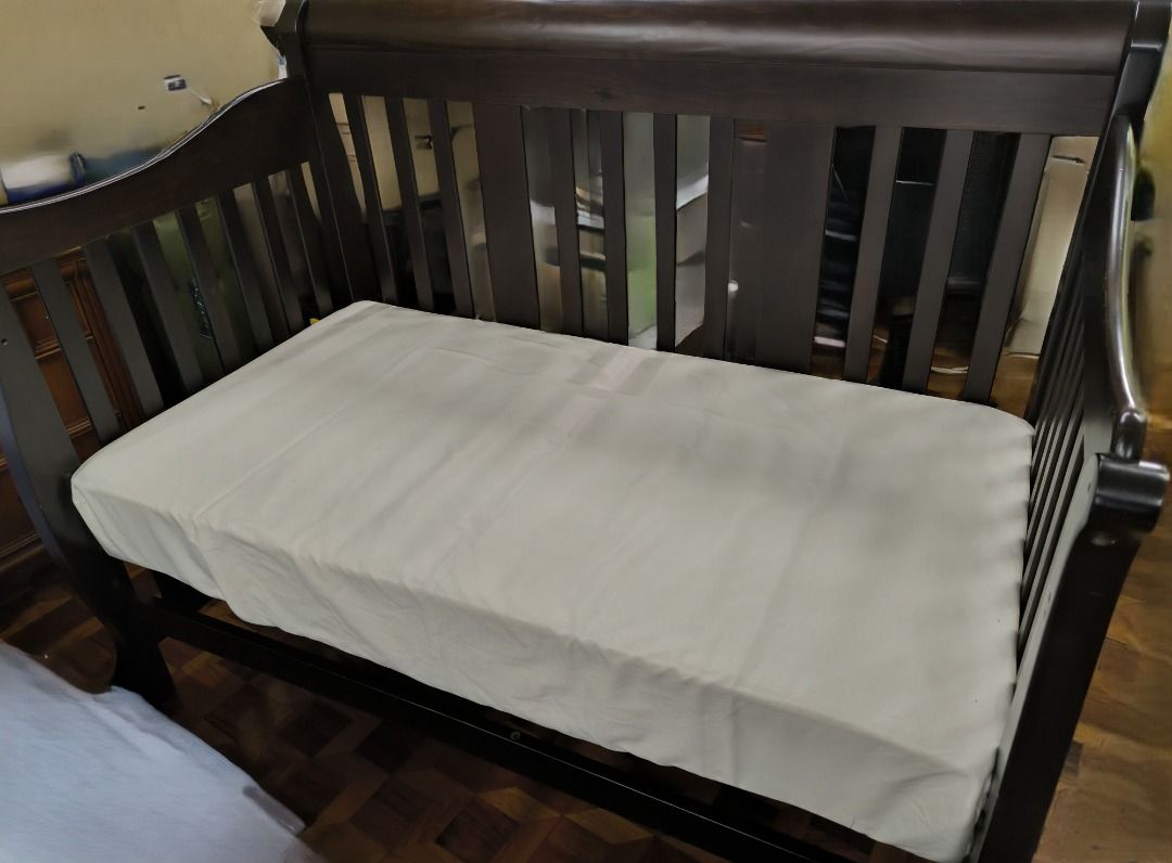 Infant Crib to Toddler Bed (Category: Children's Beds) located in Quezon City. Submitted by j2handsell_11_13 (Listing ID 1463142291, Image 3). Description: Cuddle Bug Montebello 3 in 1 Crib with mattress It converts from infant crib to a toddler bed. Material: Pine wood Non- toxic, lead-free paint 3 mattress adjustment heights (crib) Fits 28″x52″ mattress (mattress included) Complete Crib railings available Dark brown (coffee) color Mattress Inne