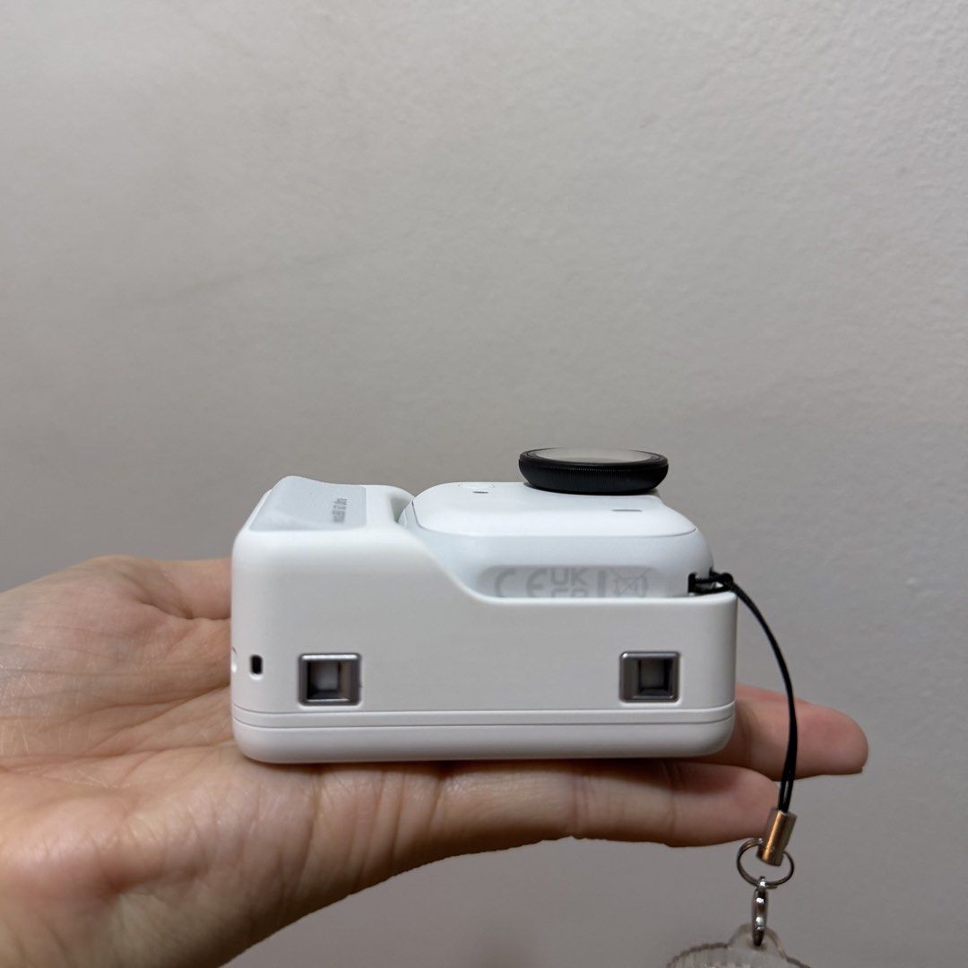 INSTA 360 GO ULTRA (Category: Cameras) located in Rodriguez. Submitted by msnicolemendoza (Listing ID 1463150932, Image 2). Description: Super smoooooth. Standard bundle only!!! RFS: Hindi nagagamit. .