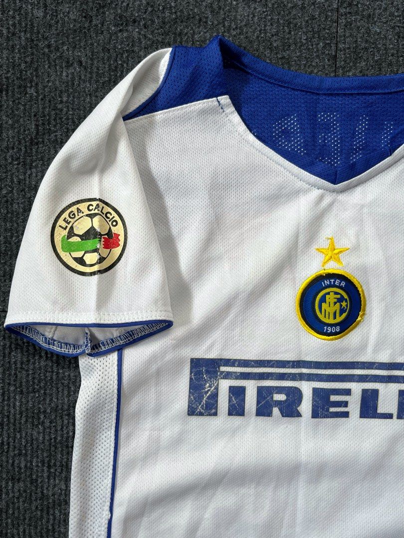 Inter Milan 2002/03 Vieri #32 Jersey (Category: Shirts) located in Los Banos. Submitted by reworn.clo2026 (Listing ID 1463136719, Image 3). Description: Best fit: XS * Width: 14 * Length: 18.5 * Good condition * Color rate: 9/10.