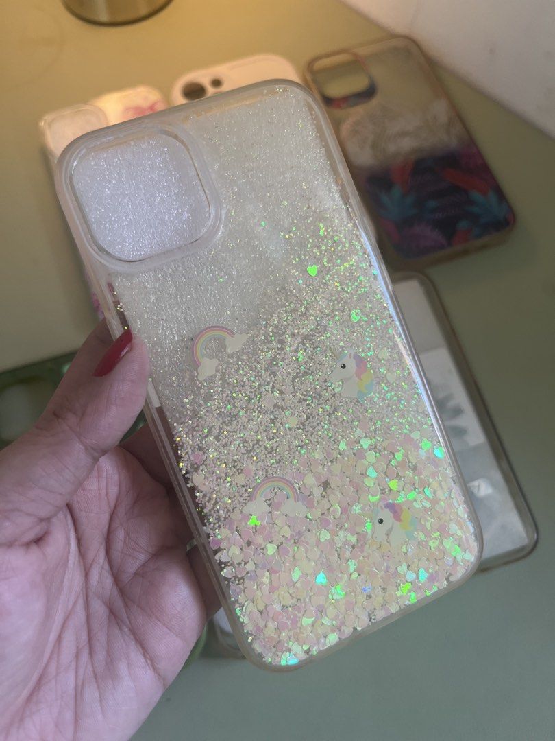 Iphone 13 case (Category: Cases & Sleeves) located in Mandaluyong City. Submitted by jackiemochi (Listing ID 1463140120, Image 2). Description: Take all.