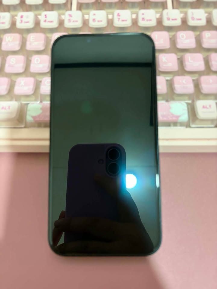 iPhone 14 256GB (Category: iPhone 14 Series) located in Caloocan City. Submitted by ai.caye (Listing ID 1463322345, Image 2). Description: - Minimal dents on the camera and functioning sill as expected (as shown in the picture) - No history of repair - E-sim/Physical sim no restriction - Battery health 74% - No history of battery replacement, original battery still - No history of screen replacement, original screen still - Unli Test - Free cases