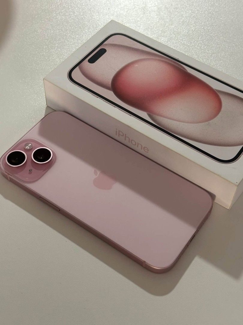 iphone 15 plus 128gb pink (Category: Cases & Sleeves) located in Quezon City. Submitted by h.kamen (Listing ID 1463122313, Image 3). Description: for sale iPhone 15 (Pink) ⋆˚꩜｡ PM me! 💌 first use september 2025 rfs : upgrade – NO ISSUE gagamitin nalang ⋆˙⟡ – normal battery health – lady owned – any sim – bought at cyberzone, sm pampanga - pinang fb at story lang ng gumamit.