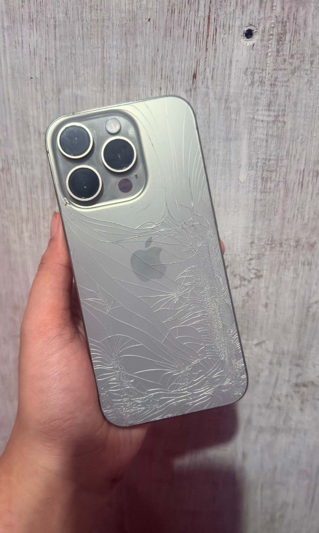iphone 15pro 128gb (Category: iPhone 15 Series) located in Cavite. Submitted by tanyasy2729 (Listing ID 1463324085, Image 1). Description: For sale iphone 15pro 128gb wifi use only no reset/update battery 🔋 86% back camera ✔️ issue not working front camera/ backglass/ replace lcd version 18.0 unknown parts loc imus cavite.
