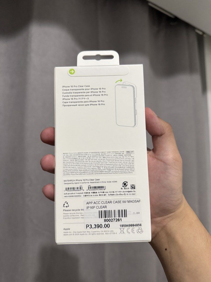 Iphone 16 Pro Clear Case (Category: Cases & Sleeves) located in Mandaluyong City. Submitted by kier_ad (Listing ID 1463240732, Image 2). Description: Original from Apple Brand new still sealed Last price already Location: Mandaluyong.