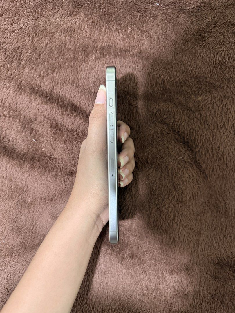 IPHONE 16 PRO MAX 256GB (Category: iPhone 16 Series) located in Mandaluyong City. Submitted by khryzhel (Listing ID 1463203618, Image 3). Description: IPHONE 16 PRO MAX 256GB 90% BH No issue. No history of repairs. First owner. RFS: Upgrade.