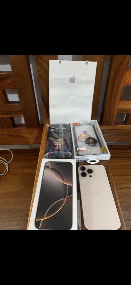 iphone 16 promax 256 gb (Category: iPhone 16 Series) located in Antipolo. Submitted by sweetchildpuza (Listing ID 1463322483, Image 2). Description: negotiable inclusive box cord newly sim card injector negotiable.