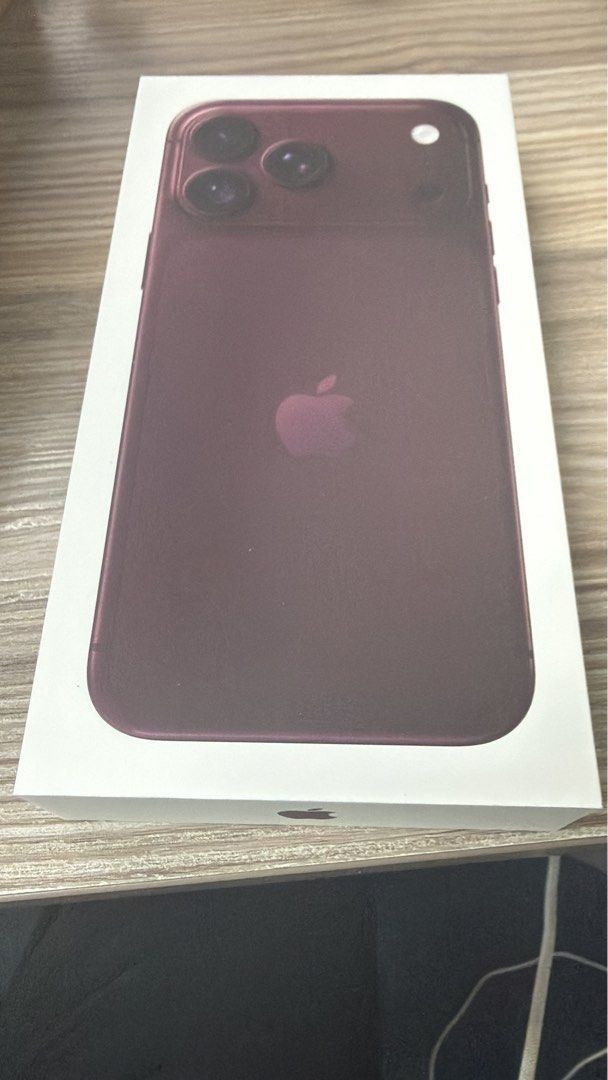iphone 18 pro max Brand New (Category: iPhone 18 Series) located in San Juan City. Submitted by uniwyse (Listing ID 1463217658, Image 2). Description: iphone 18 pro brandnew sealed not activated 256gb 512gb 1TB 2TB iphone 18 pro max brandnew sealed not activated 256gb 512gb 1TB 2TB 100% brandnew and sealed not activated 📍 Meet-up: Metro Manila Cash on Delivery (COD) or Meet-up for a safe and hassle-free transaction..