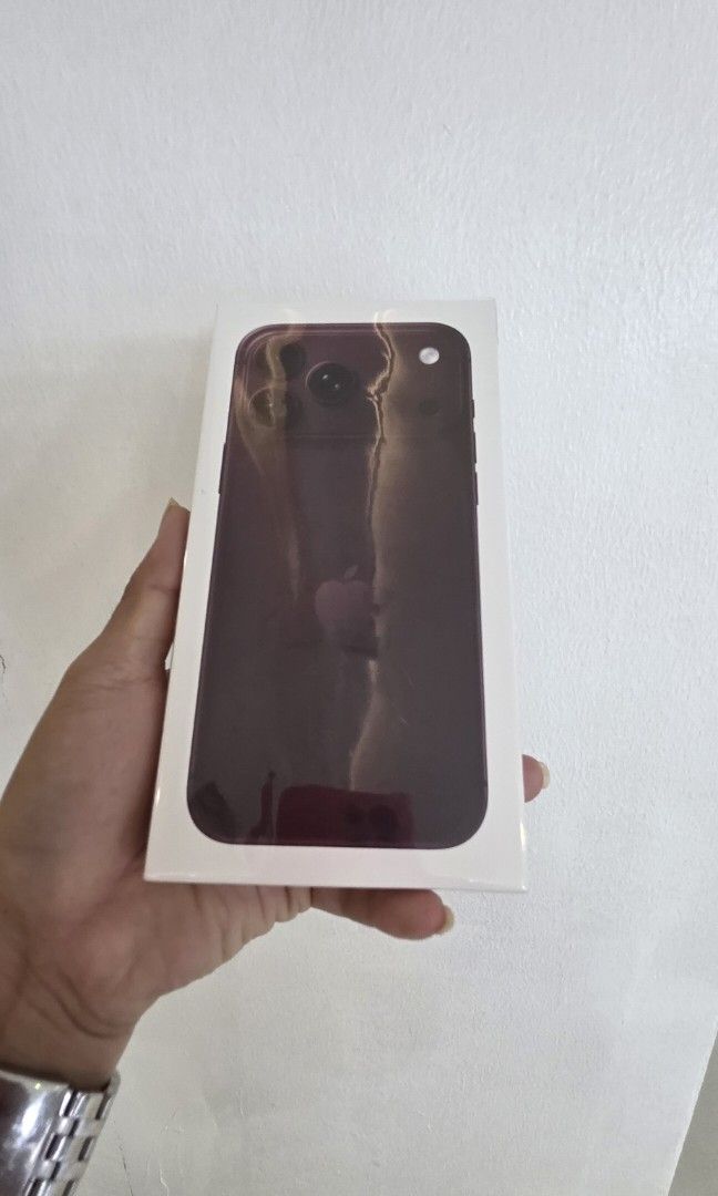 Iphone 18 Promax 512gb Openline (Category: iPhone 18 Series) located in Manila. Submitted by lenweltong05295 (Listing ID 1463157527, Image 2). Description: Iphone 18 Promax 512gb Openline Brandnew Sealed with Warranty Onhand Stock.