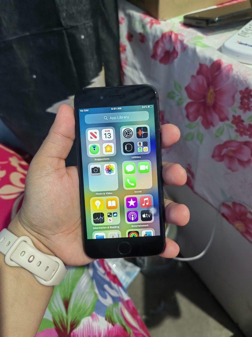 iphone 8 64gb (Category: Other Mobile & Gadget Accessories) located in Manila. Submitted by royal.cristine (Listing ID 1463269866, Image 1). Description: .